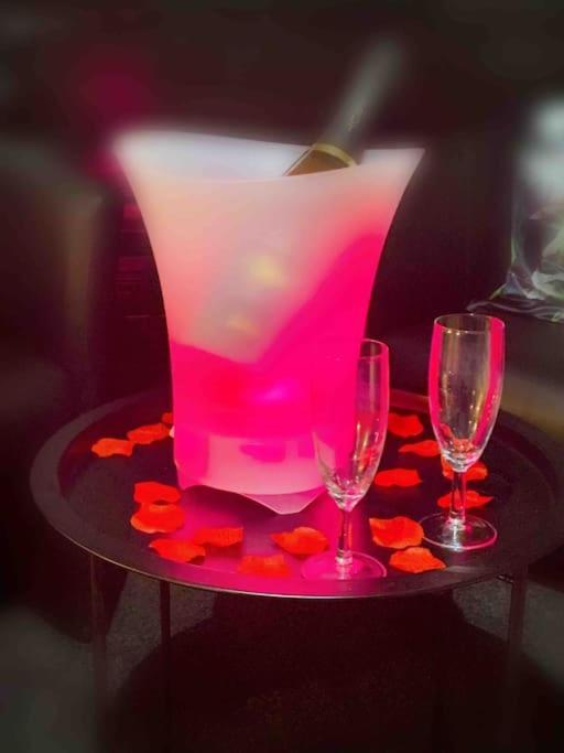 Vip Lounge Appartement Avec Jacuzzi Et Jardin Andenne エクステリア 写真