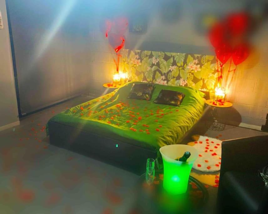 Vip Lounge Appartement Avec Jacuzzi Et Jardin Andenne エクステリア 写真
