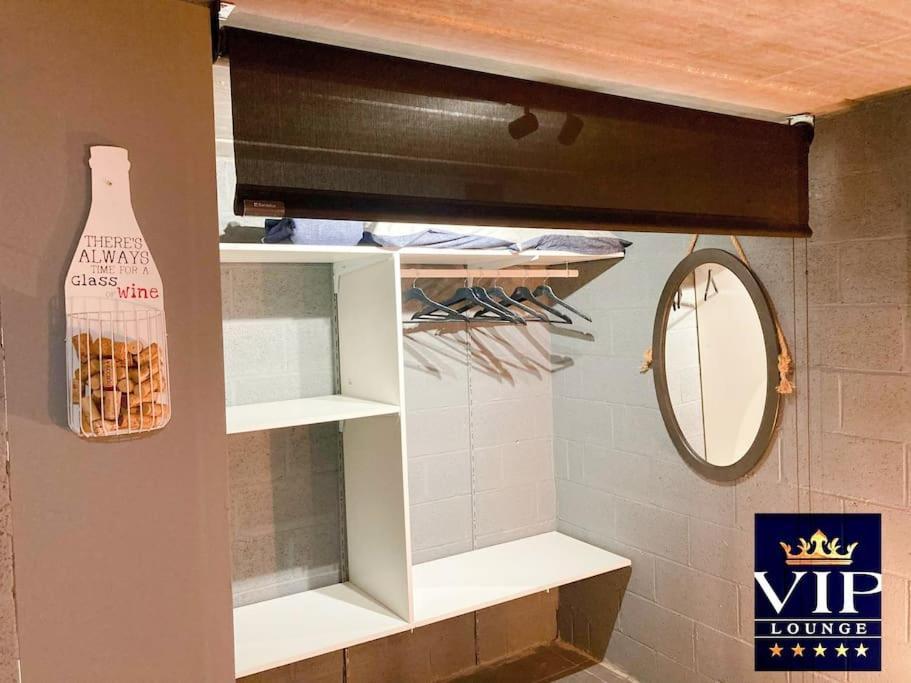 Vip Lounge Appartement Avec Jacuzzi Et Jardin Andenne エクステリア 写真