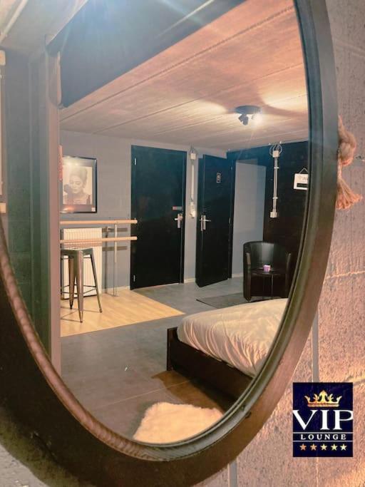 Vip Lounge Appartement Avec Jacuzzi Et Jardin Andenne エクステリア 写真