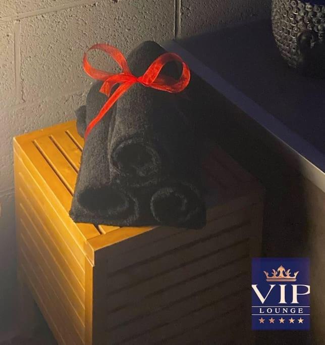 Vip Lounge Appartement Avec Jacuzzi Et Jardin Andenne エクステリア 写真